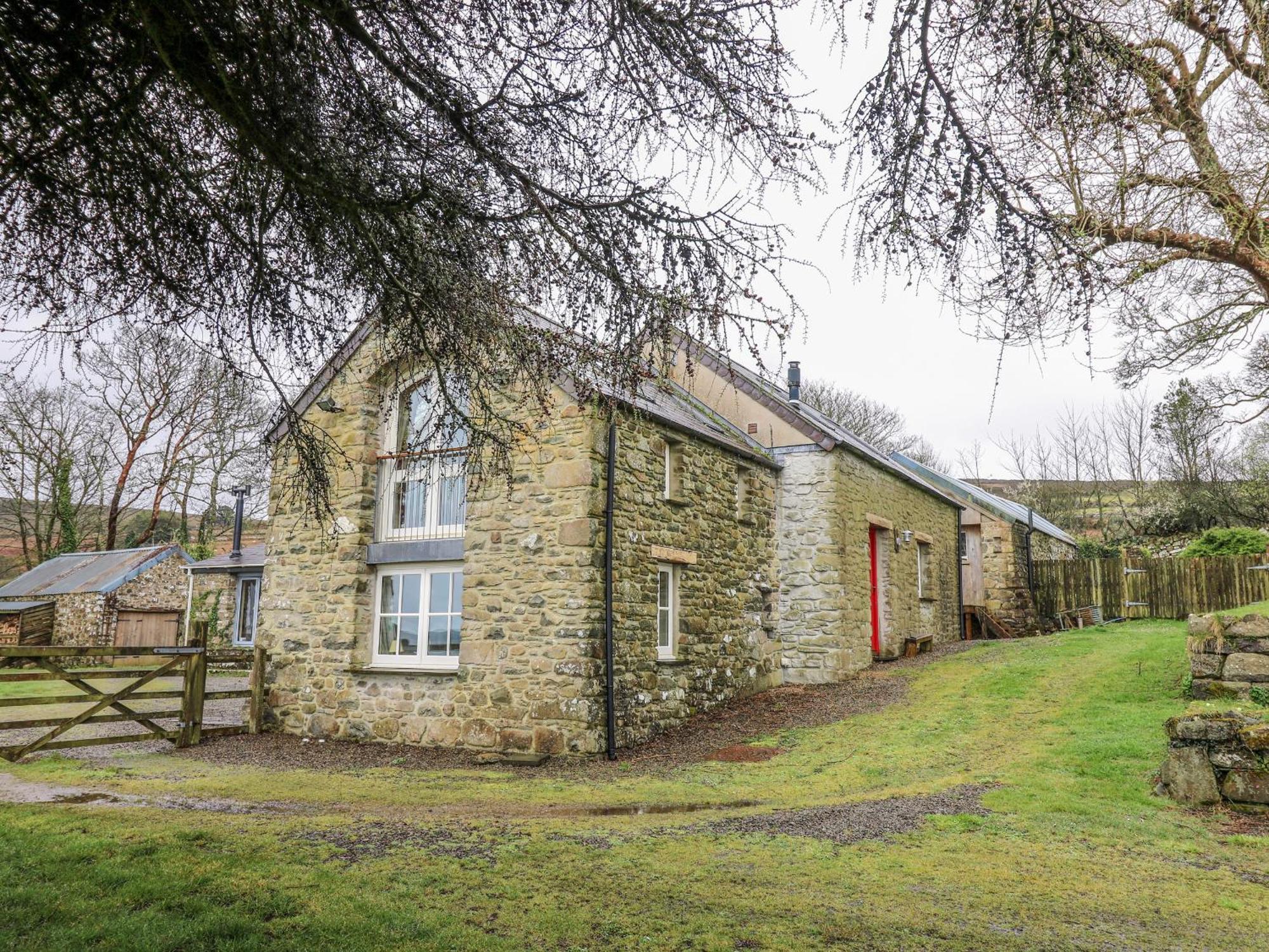 Parc Y Marriage Villa Newport  Exterior photo